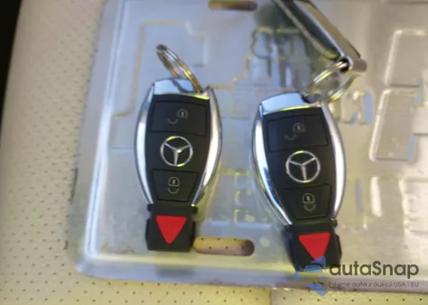 2015 Mercedes-Benz Glk 350 4Matic из США, поврежденный, VIN WDCGG8JBXFG441394